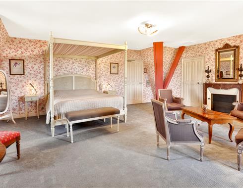 Chambre Supérieure de Charme Château de La Côte Brantome Dordogne 